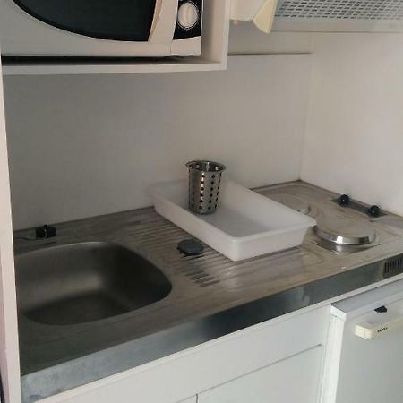 Grande Maison Sur 2000 M2 De Terrain Avec Un Studio Amenage Pour 2 Personnes2 Salies-de-Béarn Kültér fotó
